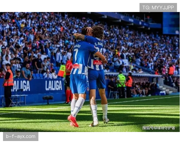 兹沃勒在新赛季展现强大实力，持续吸引球迷关注和期待更高荣誉