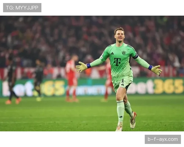 诺伊尔巅峰期对梅西进攻的防守解析