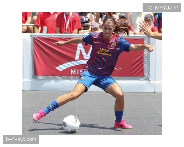 亚历克斯·摩根赛场上的女王，下了场秒变买买买狂魔？！