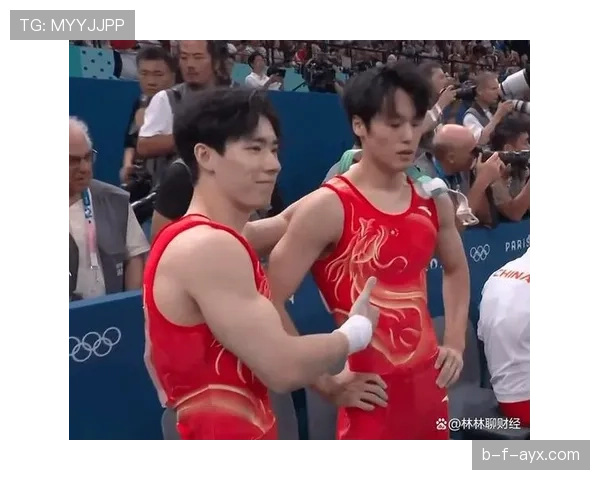 肖若腾赛前啃鸡腿被拍，这自律人设是不是有点绷不住了？